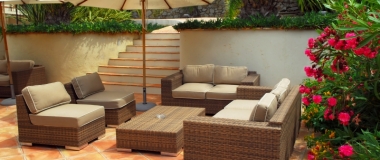 Buying Outdoor Furniture