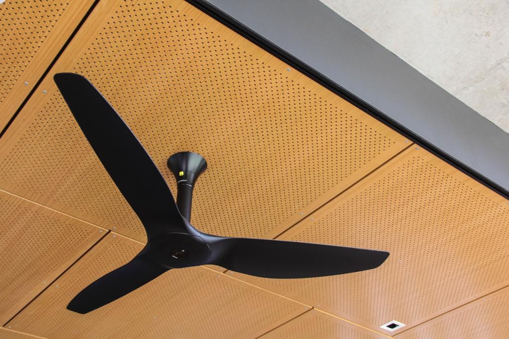 How Much Does it Cost To Install A Ceiling Fan?