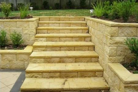 Retaining Walls & Steps