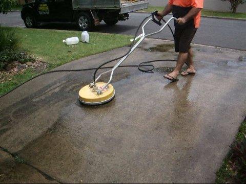 HIGH PRESSURE WATER CLEANING 