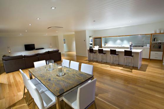 Dining Room Ideas by Valmadre Constructions