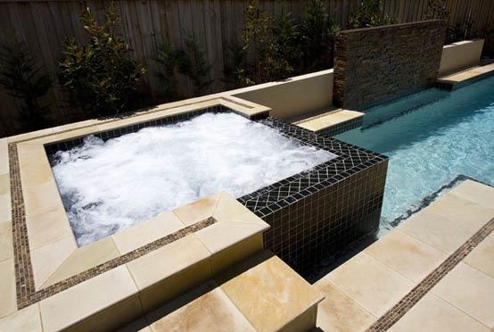 Spa Design Ideas by Aquastone Pools & Landscapes