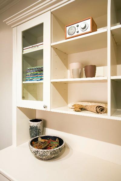 Shelves & Cabinets