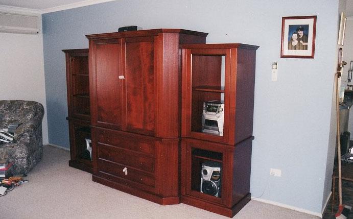 Entertainment units and Reception