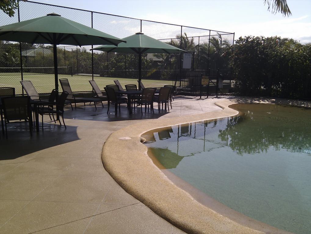 RE SURFACING FINISHES