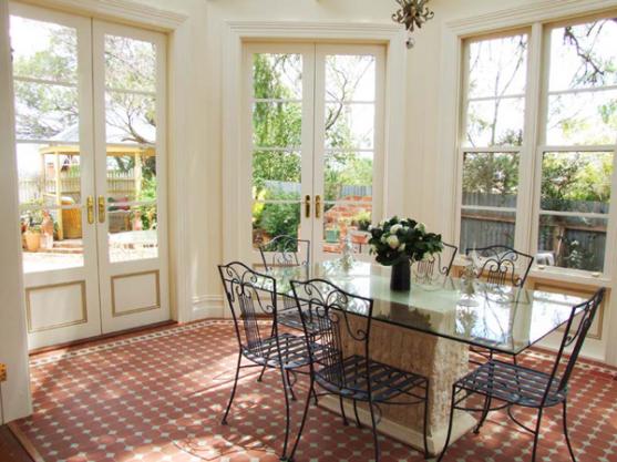 Dining Room Ideas by Vic Restorations Building Services