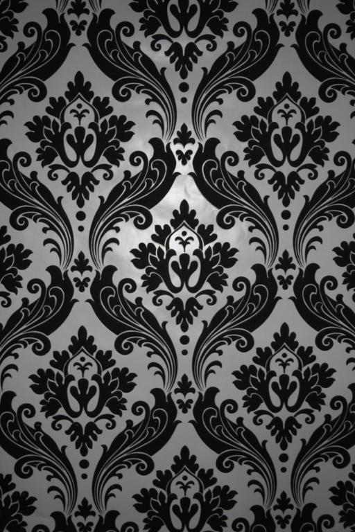 Wallpaper is back!