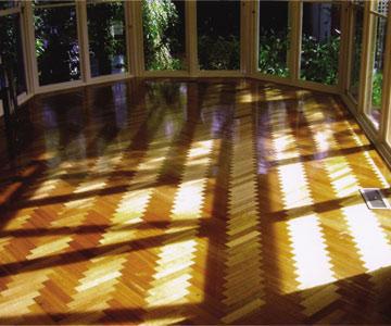 Solid Timber Floors and Floor Polishing