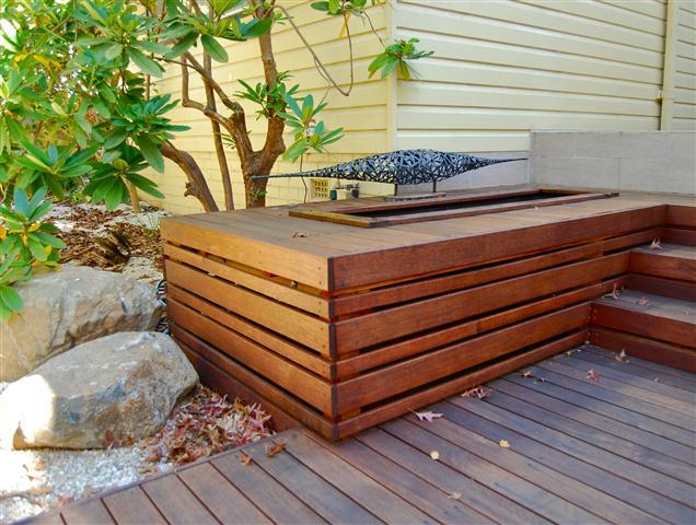 Decking & Patio's