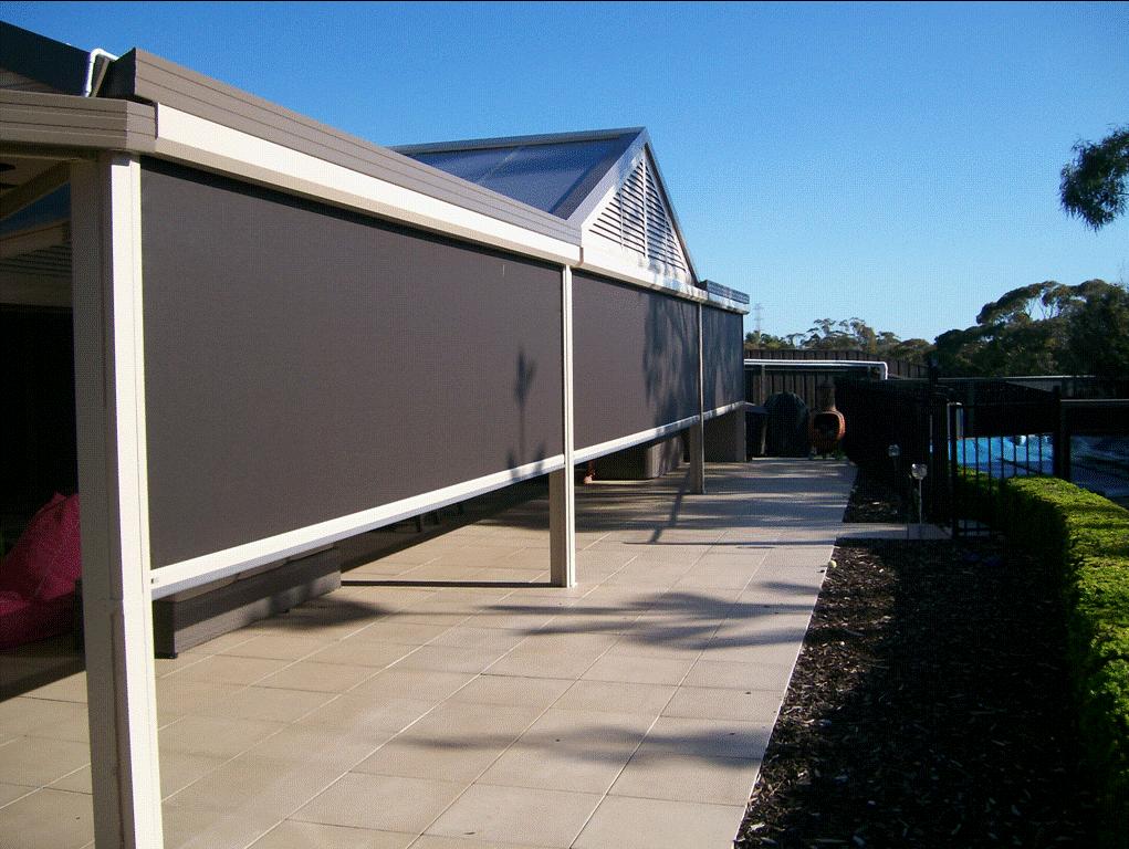 Phantom Executive Motorised Screens