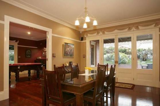 Dining Room Ideas by Wayne Stewart Builder