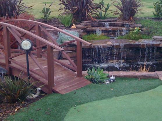 Garden Art Ideas by Feature Landscapes & Design