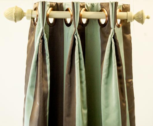 Ready-to-hang draperies
