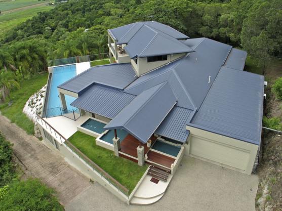 House Exterior Design by Julianne McAlloon Architects