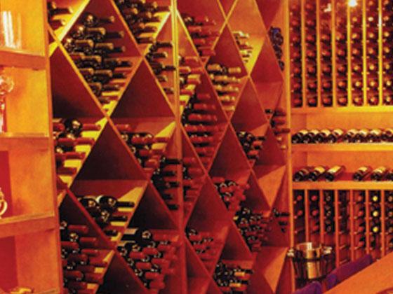 Bar & Cellar