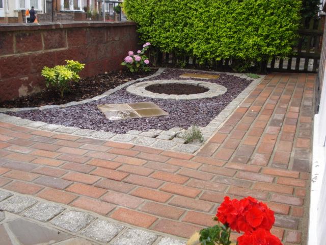 Making a small space work on a busy road.