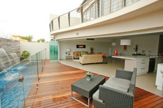 Lounge Rooms