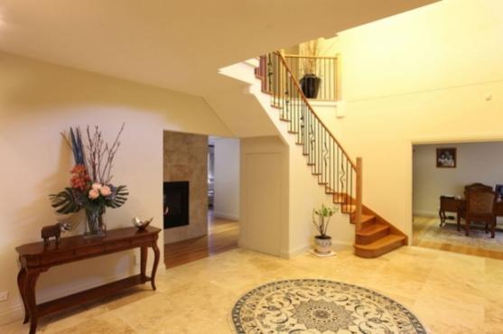 Entrance Designs by Nepean Inner Designs