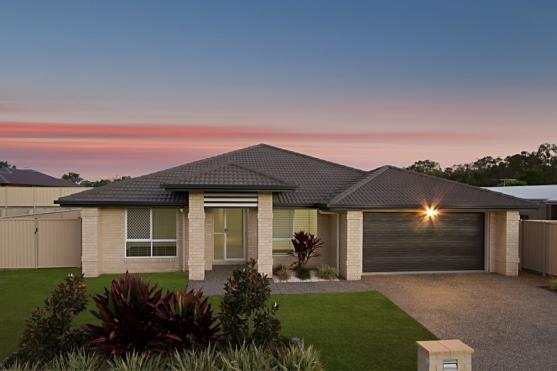 Entrance Designs by Fitenihomes