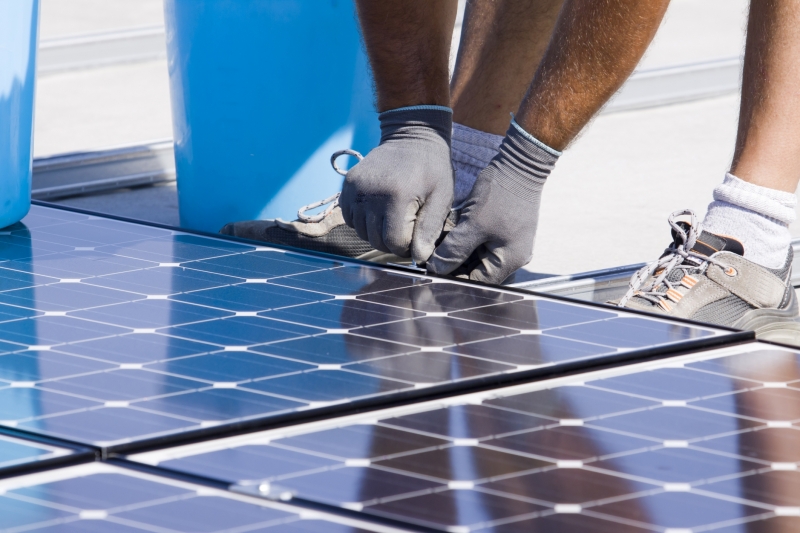 Do Solar Panels Need Cleaning?