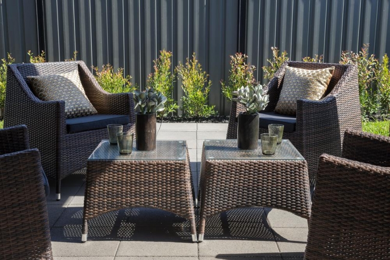 What are the Best Furniture Materials for Outdoor Living?
