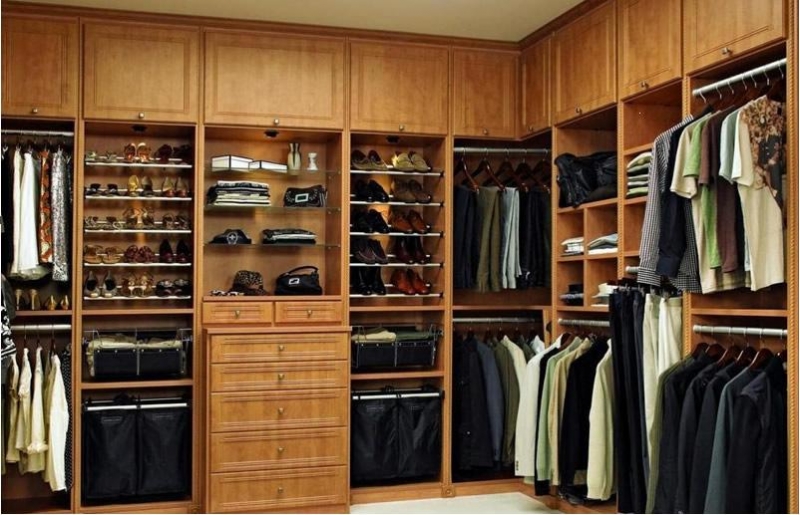 Clear Your Wardrobe And Consider These Clever Built In Wardrobe