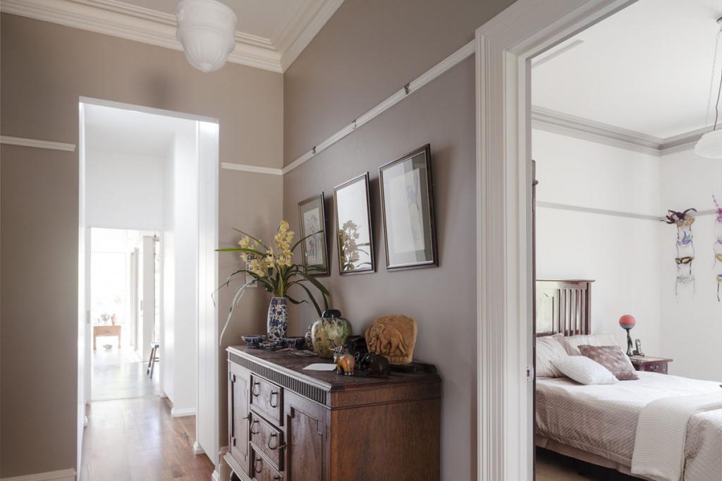 How to Display Wall Art in a Rental Property