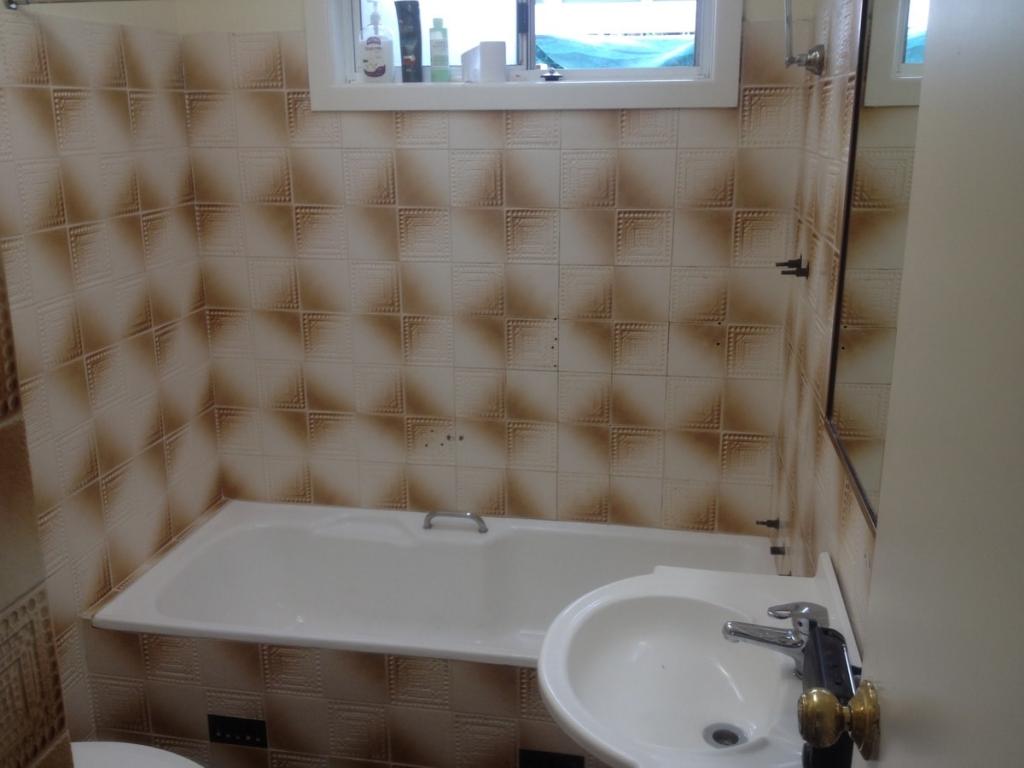 Bathroom Tile Painting Canberra bath resurfacing specialists in canberra act - get free quotes Bathroom Tile Painting Canberra bath resurfacing specialists in canberra act - get free quotes