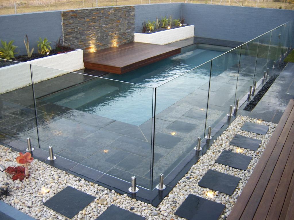 How Much Does Glass Pool Fencing Cost