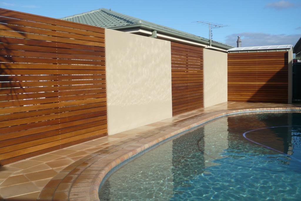 Guide to Choosing Fencing Materials