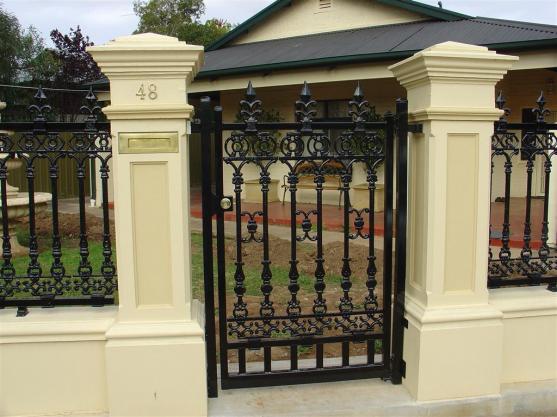 Wrought Iron Gate Design Ideas - Get Inspired by photos of Wrought Iron ...