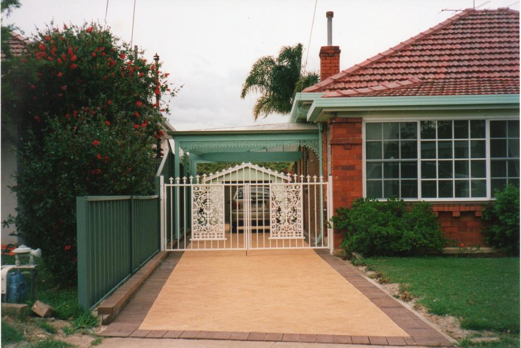 Get Inspired by photos of Garages from Australian Designers & Trade