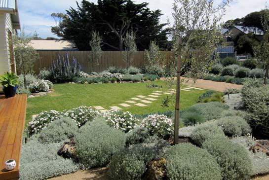 Get Inspired by photos of Gardens from Australian Designers & Trade