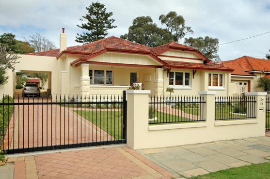 Driveway Gate Design Ideas - Get Inspired by photos of ...