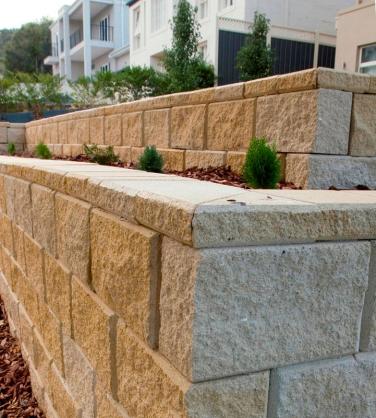 Retaining Wall Design Ideas - Get Inspired by photos of Retaining Walls ...