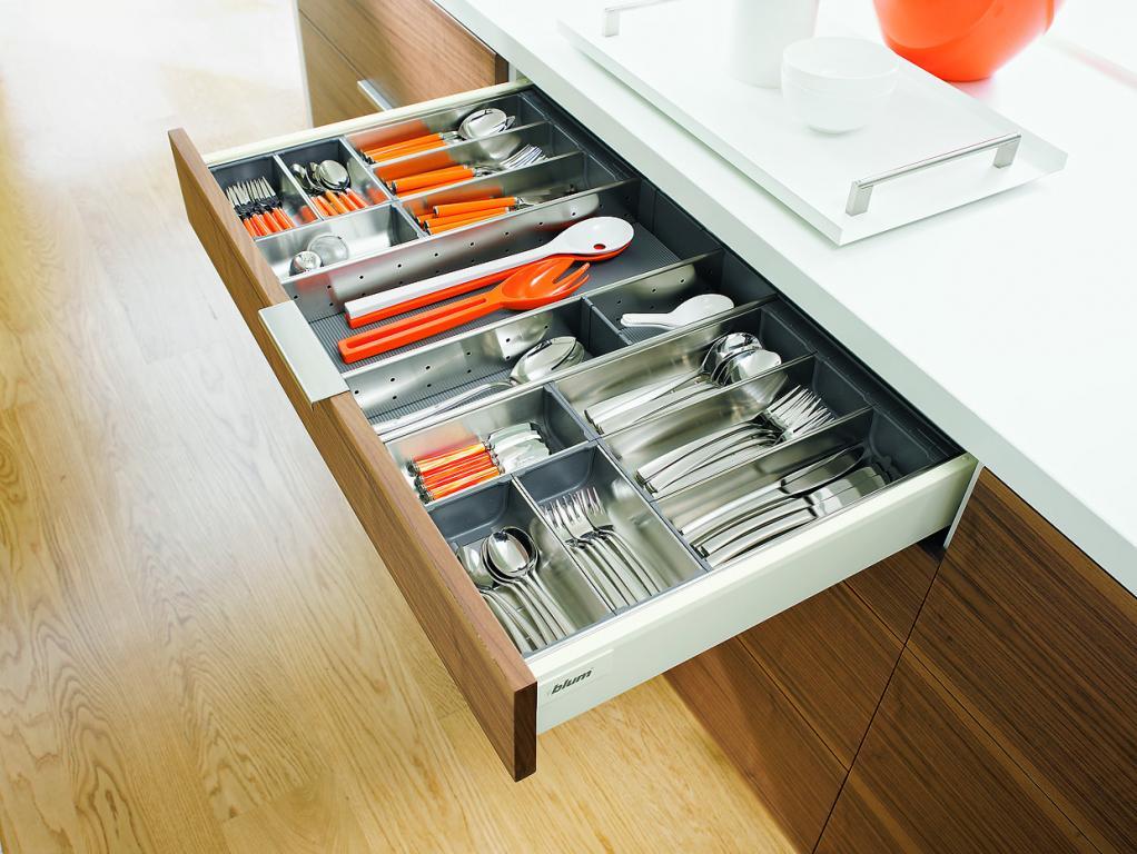 Choosing Kitchen Drawer Inserts