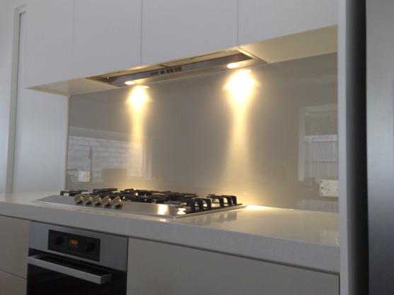 Kitchen Splashback Design Ideas - Get Inspired by photos of ... Kitchen Splashback Ideas by SK Glass