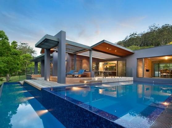 20 Styles Of In-House Swimming Pools You Would Love To Die For