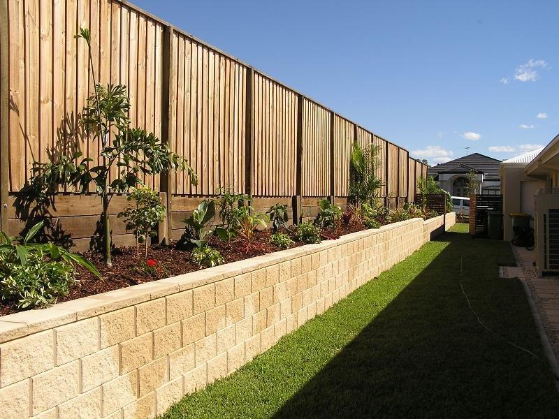 Hiring a Fencing Contractor