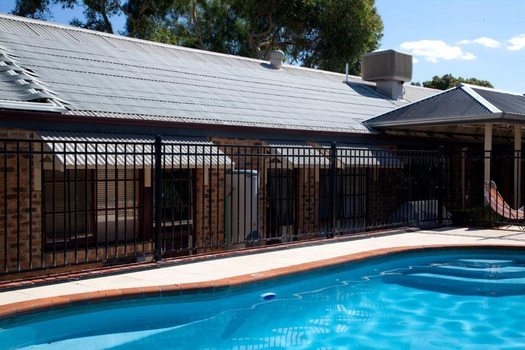pool solar and spa