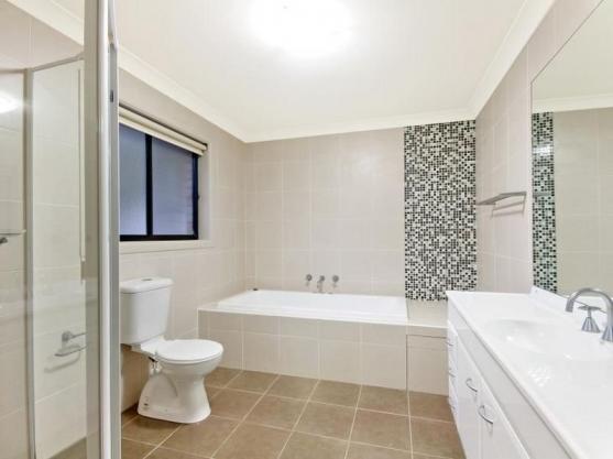 Bathroom Tile Design Ideas - Get Inspired by photos of Bathroom Tiles