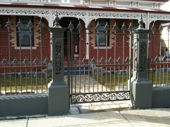 Front Gate Design Ideas - Get Inspired by photos of Front Gates from