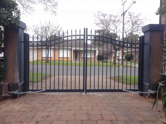 Driveway Gate Design Ideas  Get Inspired by photos of 